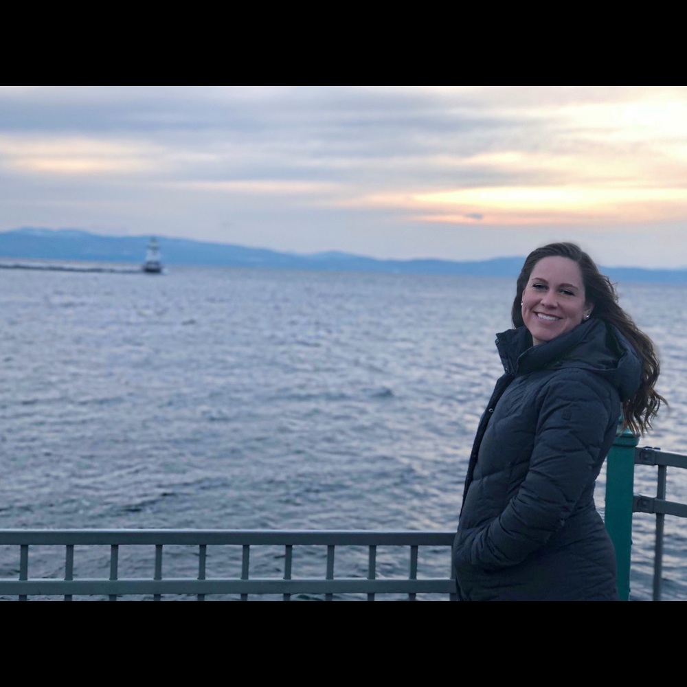 Meet your Posher, Alyssa